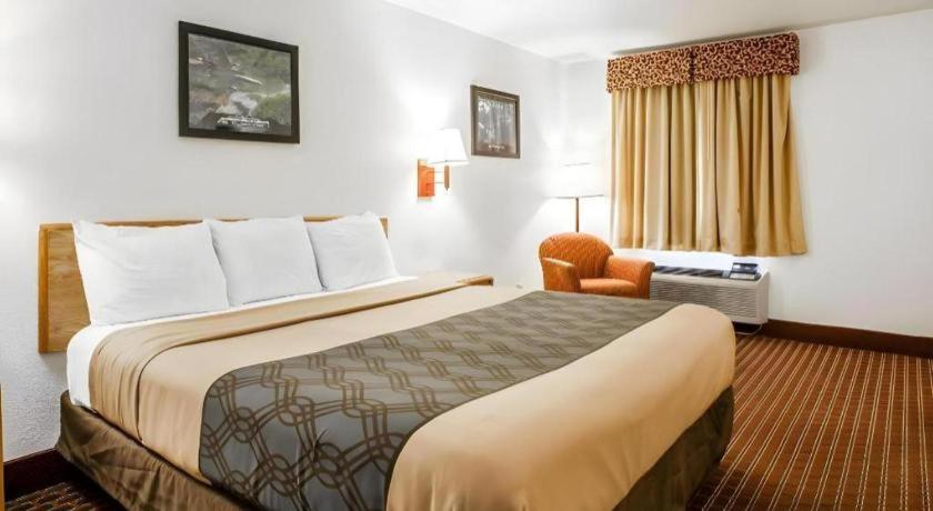 Econo Lodge Truman Inn Sedalia Zewnętrze zdjęcie