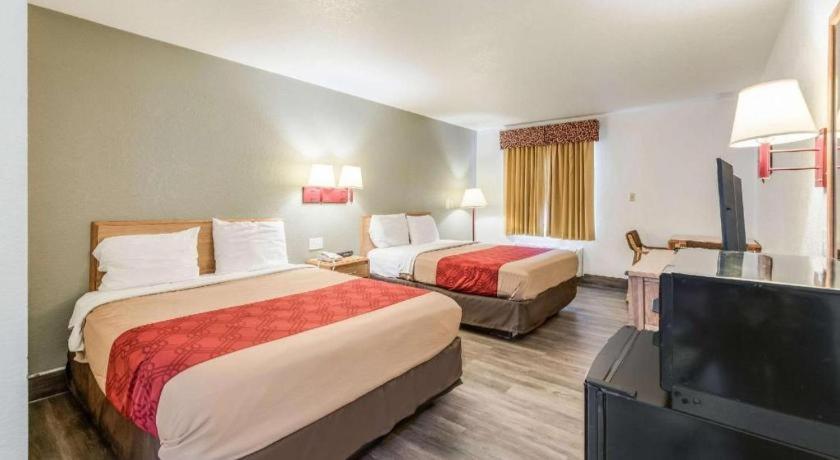 Econo Lodge Truman Inn Sedalia Zewnętrze zdjęcie