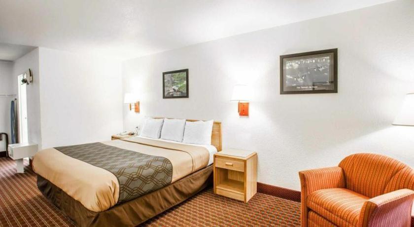 Econo Lodge Truman Inn Sedalia Zewnętrze zdjęcie